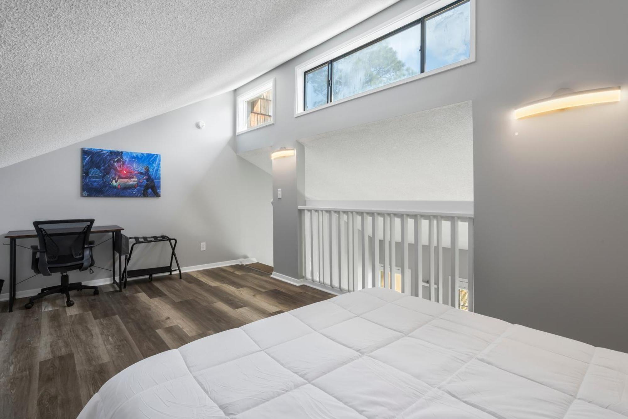 شقة King Bed Well-Located Cozy Townhouse Retreat غولفبورت المظهر الخارجي الصورة