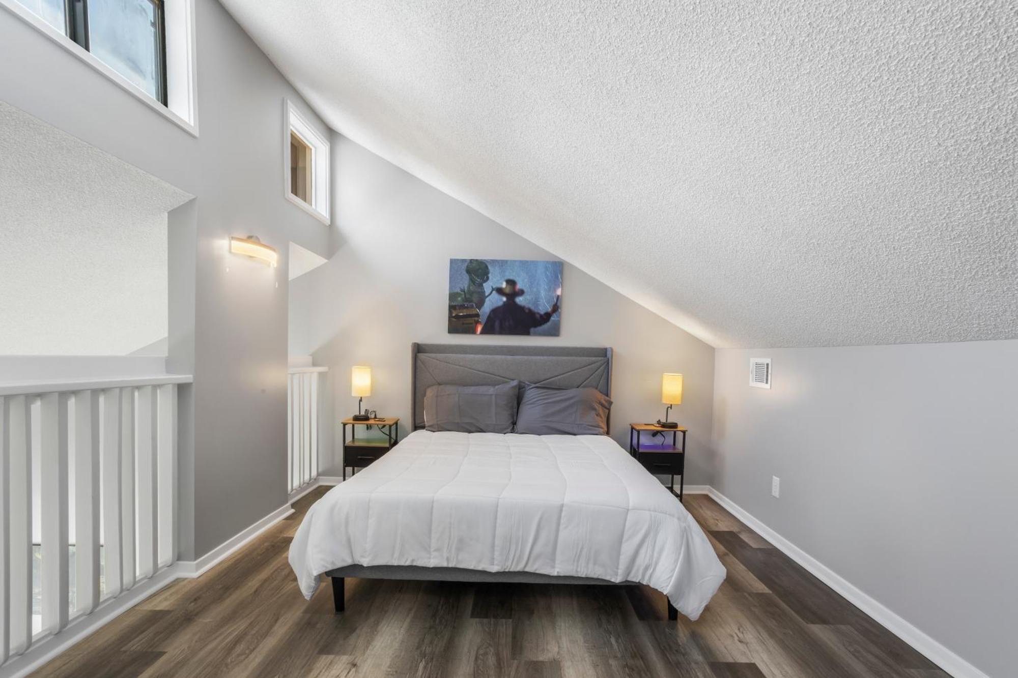 شقة King Bed Well-Located Cozy Townhouse Retreat غولفبورت المظهر الخارجي الصورة